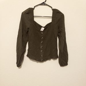 Green puffy sleeve shirt crop top